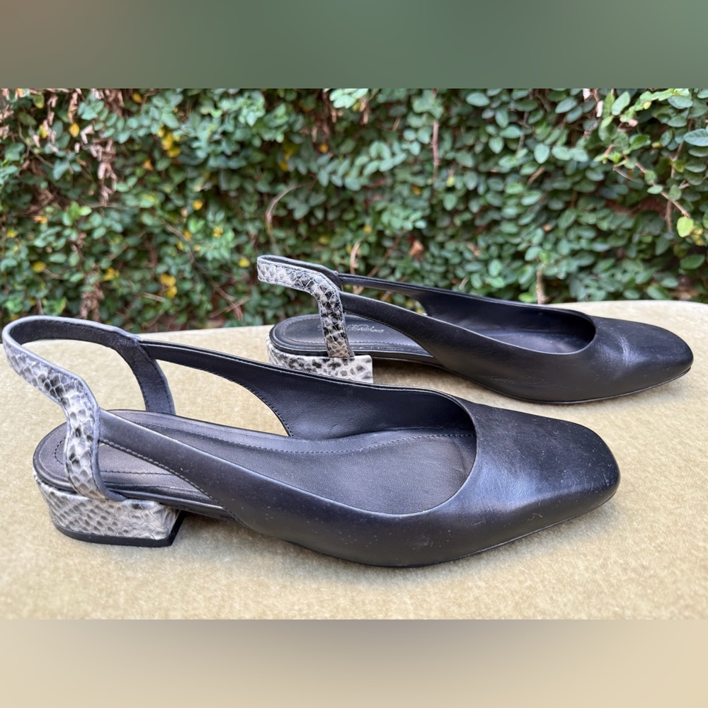 Brooks Brothers Black and Gray Flats